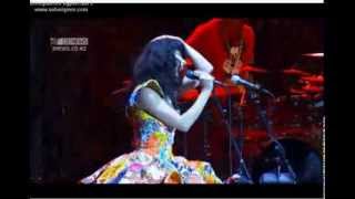 Kimbra - Madhouse (live at Womad 2014)