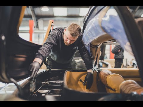 Mercedes-Benz R107 SL - Is your roof working correctly? Hard & Soft Top Check and Adjust from SLSHOP