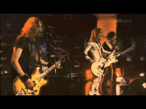 The Darkness - Everybody Have a Good Time (The Late Late Show)