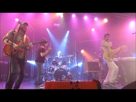 Sista Lanza & the Mécanics au Jas'Rod - Weed Riddim (live)