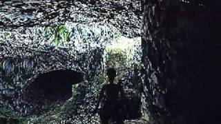 Tomb Raider 2 on Sony Playstation / PS1. Gameplay & Commentary