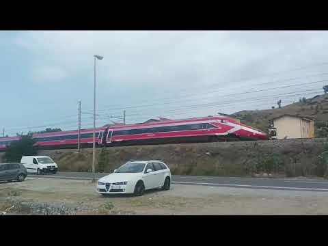 Treno FA 8333 da Roma Termini a Reggio di Calabria Centrale. A Gizzeria Lido