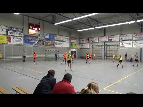 Combinatie '64 B1 uit tegen SVBO B1. 1e helft