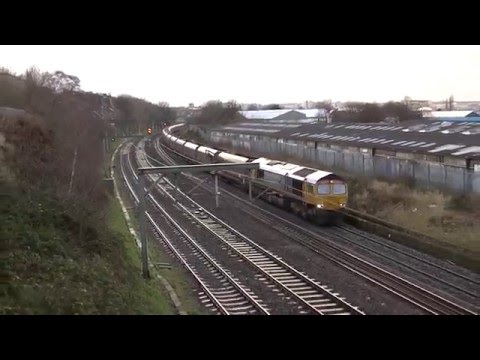 GBRf 66722 Coal Train passing Bridge 1055 (Heworth)