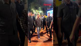 Download lagu Salman Khan walks, and the aura follows😎 mp3 Download lagu Salman Khan walks, and the aura follows😎 mp3