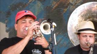 New Orleans Nightcrawlers:"Alright Alright" -  Jazzfest 2011