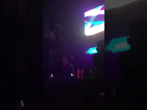 Banging tunes from clubland live