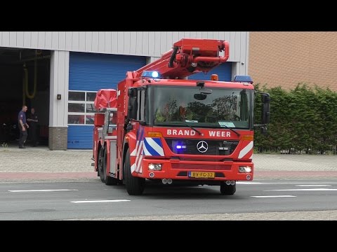 PRIO 1 HW 11-5051 Assistentie Ambulance Noordeinde Monnickendam
