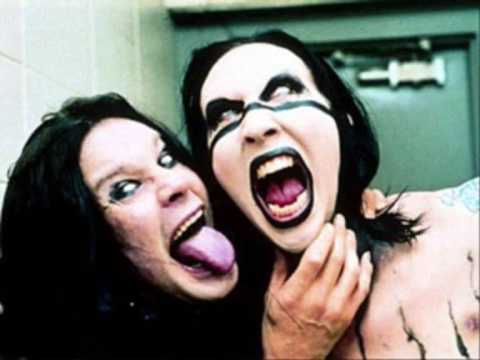 download lagu mp3 mp4 Marilyn Manson Crazy Train, download lagu Marilyn Manson Crazy Train gratis, unduh video klip Marilyn Manson Crazy Train