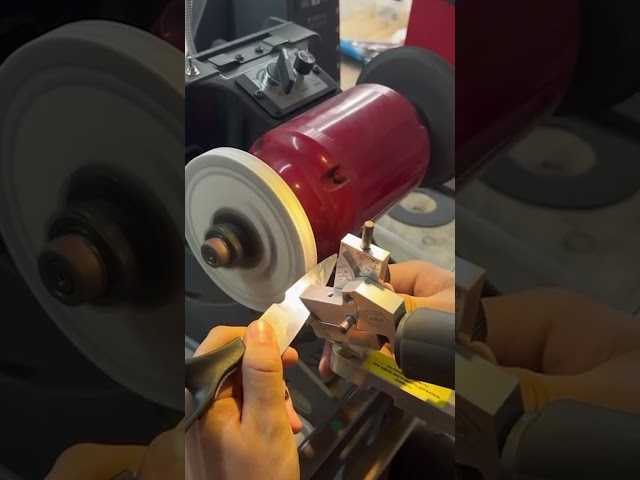 Vídeo relacionado con Westcott Easy Grip Tijeras 3 piezas Turquesa | Juego de 3 tijeras universales con agarre cómodo | Cuchilla de acero inoxidable extra afilada y duradera | Tijeras para hogar y oficina | N-90028 00