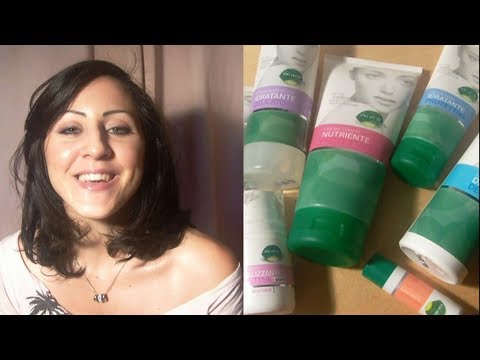 Che asciugare lentiggini con Leliminazione di pigmentary posiziona su una faccia il laser fraksel