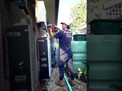 Solar battery install | 10kWh Dyness Powerboxpro #solarbatteryrebate (Huracan Energy)
