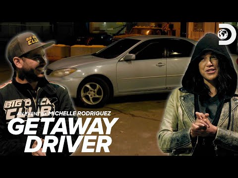 Car Chase in an Old Toyota Camry | Getaway Driver