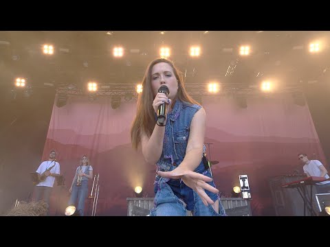 Alice Merton - run away girl (Live in Vienna)
