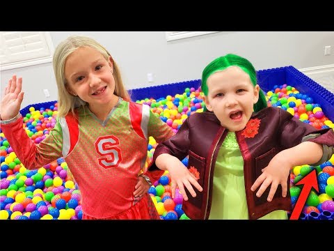 Madison Turns Into a Zombie!! Trinity Becomes Addison!