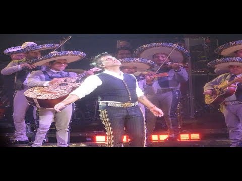 download lagu mp3 mp4 Alejandro Fernandez Gira 2018, download lagu Alejandro Fernandez Gira 2018 gratis, unduh video klip Alejandro Fernandez Gira 2018