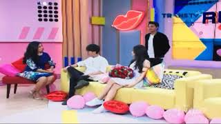 Download lagu Iqbal di Kejutkan Dengan Kedatangan Aldy Maldini eks. CJR di Acara Rumpi no Secret 22 Desember 2017 mp3 Download lagu Iqbal di Kejutkan Dengan Kedatangan Aldy Maldini eks. CJR di Acara Rumpi no Secret 22 Desember 2017 mp3