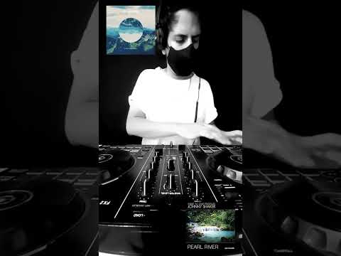 Menno De Jong feat. Noire Lee x Three ‘n One Presents Johnny Shaker