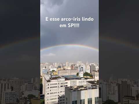 Esse lindo arco-íris se formou depois de uma tempestade na cidade!! #arcoíris #saopaulo #fé