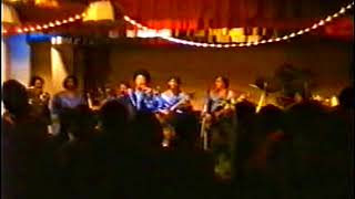 Download lagu Soleram ( Sirtaki stijl ) : AIS LAWALATA & THE ENTERTAINERS 1987 mp3 Download lagu Soleram ( Sirtaki stijl ) : AIS LAWALATA & THE ENTERTAINERS 1987 mp3