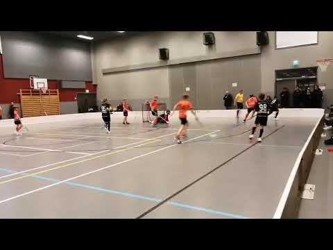 Klo 13.00 KooVee Musta - O2 JKL Musta