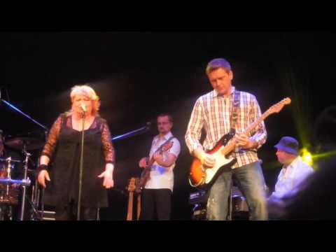 Věra Špinarová-Děčín-16.4.2015-Lži a hraj-