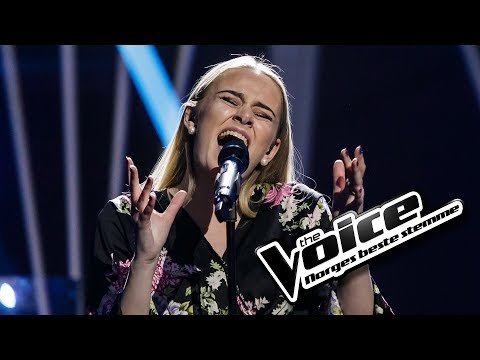 Maria Celin Strisland - Stone Cold | The Voice Norge 2017 | Live show