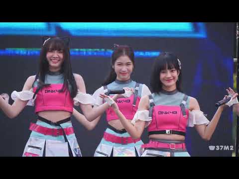BNK48 Paeyah - Warota People @ BNK48 13th Single "Iiwake Maybe" First Performance [4K 60p] 230226