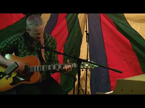 Gloom Balloon - Drying The Eyes Of The Goddess Of Gloom - Daytrotter Session - 2/9/2018