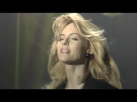Iveta Bartošová - O lásce (Láska má je zákon) (studiový klip) (1991)