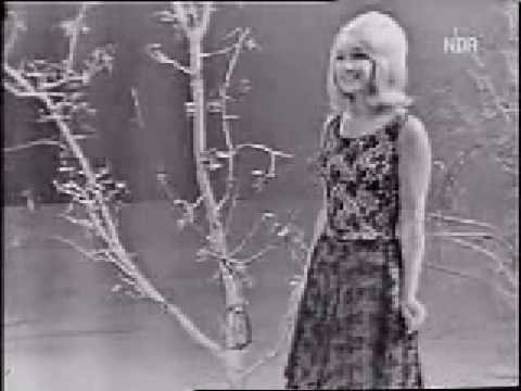 Ina Martell - Zwei Küsse beim Nachhausegehn