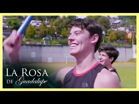 Esteban refuses to accept that he likes men | Part 1/4 | We need to talk