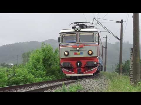 Tren IR1831 Galati - Cluj trece pe la intrarea in Suceava Vest  pe ploaie - 02.06.2016