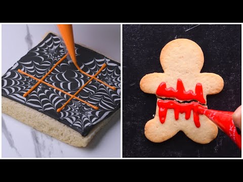 Halloween tic tac toe made out of cookies - because...