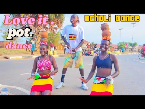 Enjoy the beauty of Acholi Traditional Dance