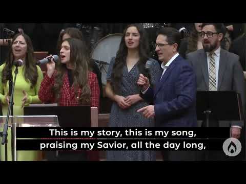 In veci canta-voi, ca-s fericit...This is my story...