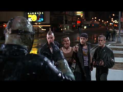 VIERNES 13 Parte VIII , Jason Toma Manhattan (1989) HD.Jason patea la radio de unos niñatos macarras