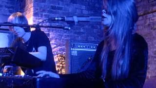 Anna von Hausswolff - Sova (Live @ Village Underground, London, 22/04/13)