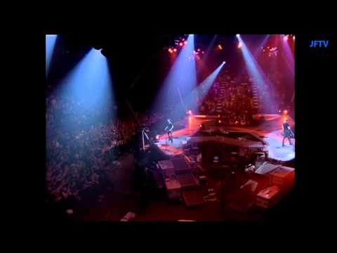 Kirk Hammett Guitar Smash [HD]