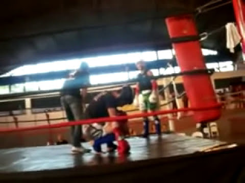 NOCAUTE - VÍTOR RAFAEL VS JAPAO DISTRITO DA LUTA - (MUAYTHAI) - KCNOCKOUT
