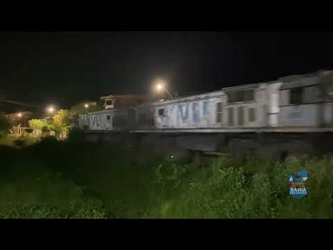 VL! - Corredor Minas-Bahia - Trem noturno K551 atravessando Santo Amaro-BA! 