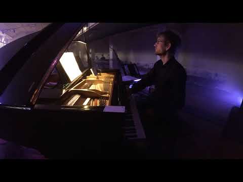 Alberto Arroyo - Sculpting Time