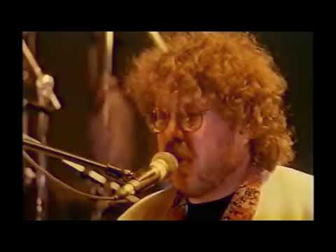 LGT - Zenevonat - 1992 - videóklip - Nyugati pályaudvar