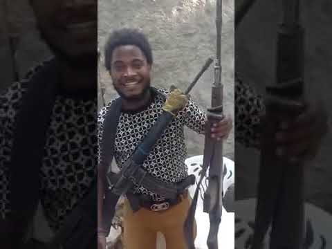 Haiti: Pastor publicly displays photos with gang and weapons