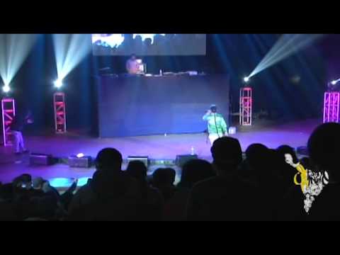 RAPSUSKLEI EN EL FESTIVAL SURBURBIO LATINO 2013 (VIDEO OFICIAL