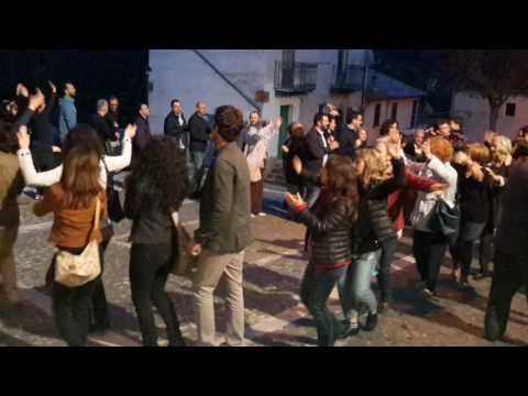 Serenata alla Sposa in Molise - Trenino e Divertimento - Musica e Animazione Francesco Barattucci