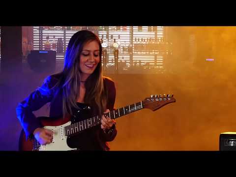 Lari Basilio - Far More - CUB-SUPER | Laney Amplification
