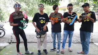 Download lagu Sayang 2 - Nella Kharisma Cover by Trio Wok Wok dan Pengamen Alay mp3 Download lagu Sayang 2 - Nella Kharisma Cover by Trio Wok Wok dan Pengamen Alay mp3