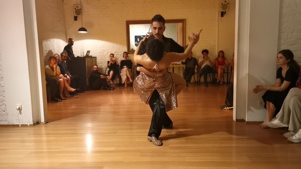 Mert Moran & Dilara Zorlu @333(2/4)