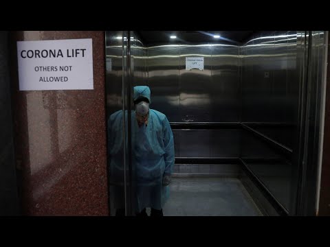 Politicians should ‘let the health professionals’ guide on COVID-19